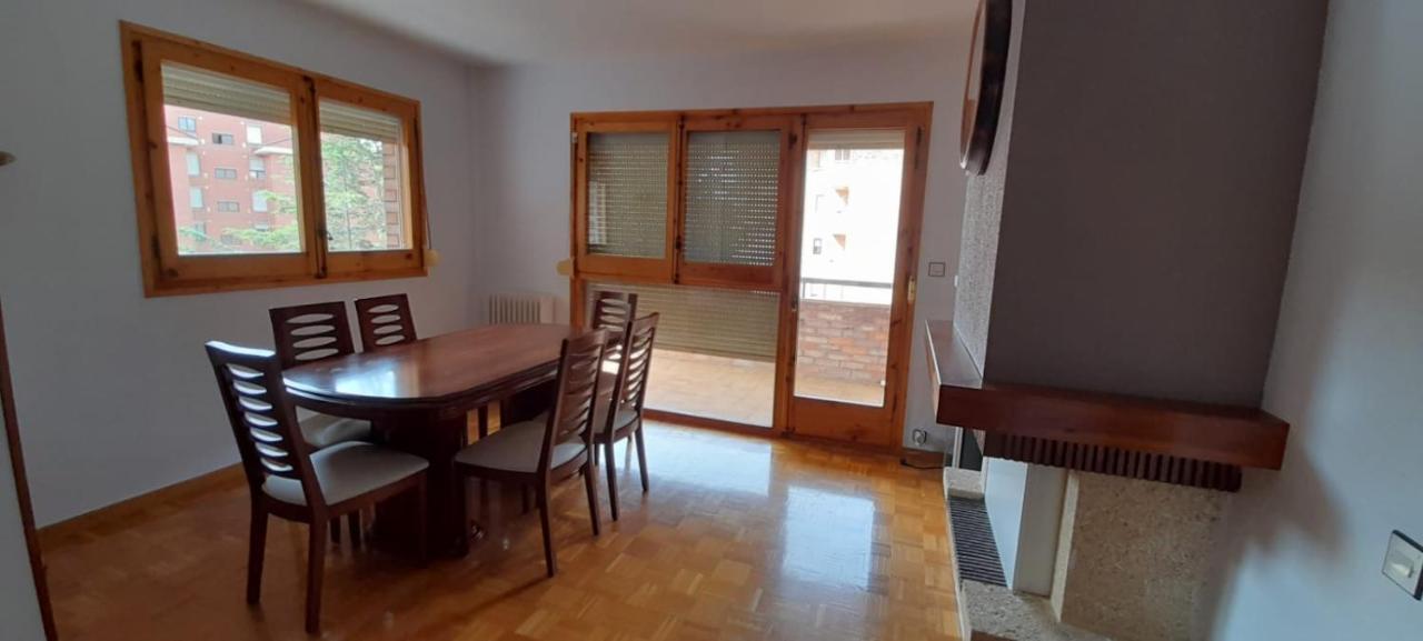 Apartamento Callizo Jaca Zewnętrze zdjęcie